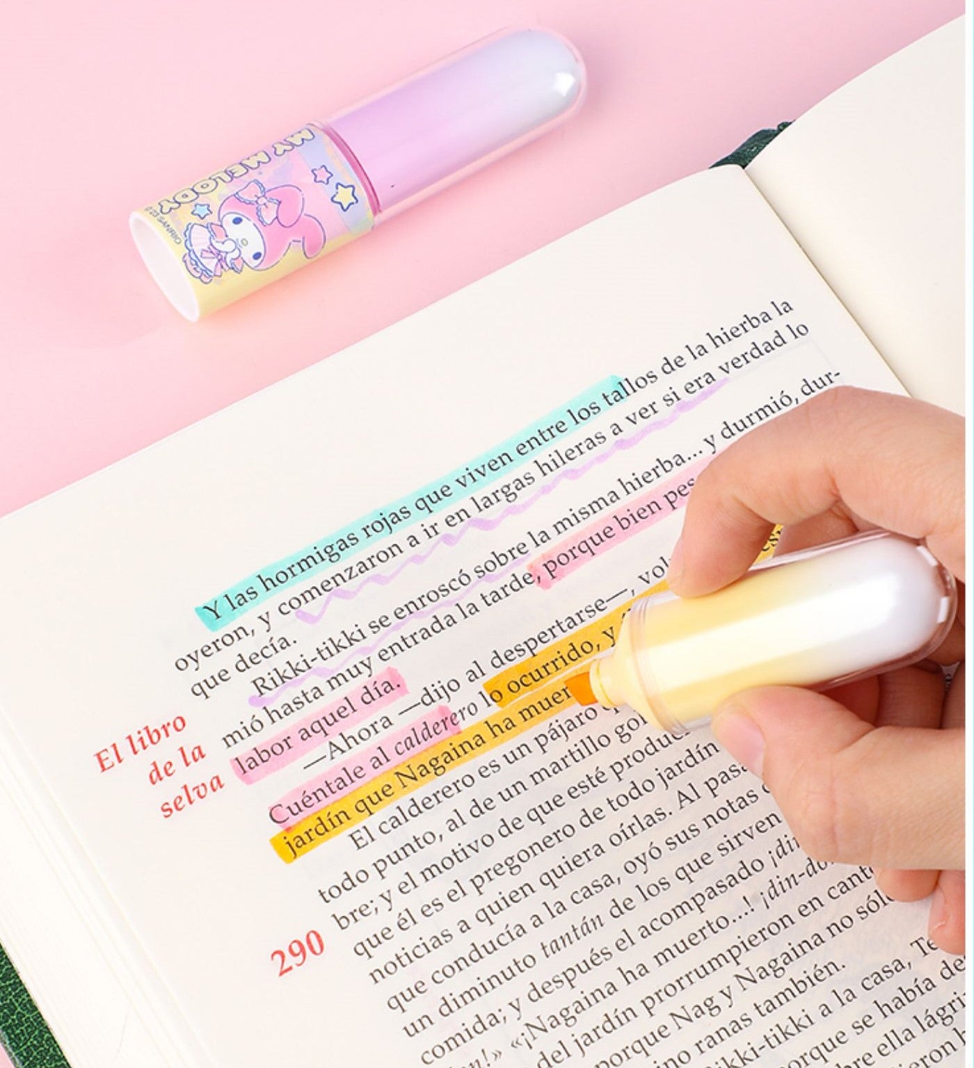 Sanrio Double-Ended Highlighter Marker Set